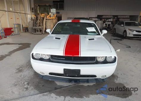 2013 Dodge Challenger Rallye Redline from USA, damaged, VIN 2C3CDYAG2DH549345